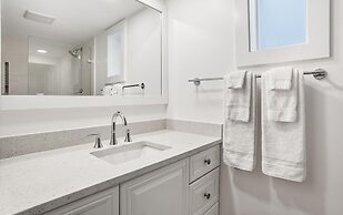 401 Captain John Fripp Villa