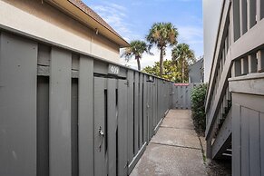 409 Captain John Fripp Villa