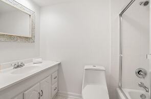 409 Captain John Fripp Villa