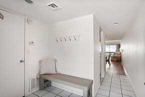 409 Captain John Fripp Villa