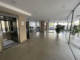 Modern Studio With Open Views, Pool, and 24-hour Security