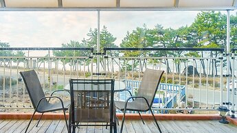 Boeryeong Rainbow Oceanview Pension