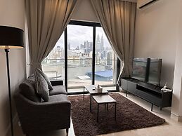 Lucentia Residence by Moonlight Park