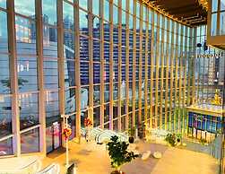 Lucentia Residence by Moonlight Park