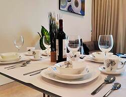 Lucentia Residence by Moonlight Park