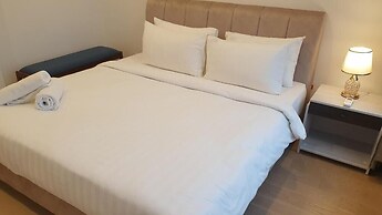 Lucentia Residence by Moonlight Park