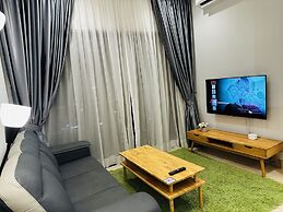 Lucentia Residence by Moonlight Park