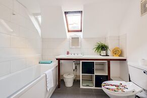 Cosy 2-bedroom Haven in Picturesque Headington