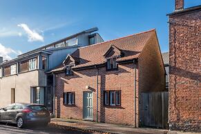 Cosy 2-bedroom Haven in Picturesque Headington