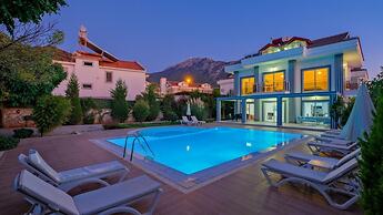 Orka Crystal Villa in Oludeniz