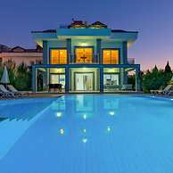 Orka Crystal Villa in Oludeniz