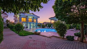 Orka Crystal Villa in Oludeniz