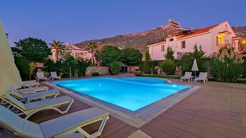 Orka Crystal Villa in Oludeniz