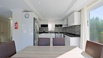 Orka Crystal Villa in Oludeniz