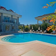 Orka Crystal Villa in Oludeniz