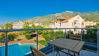 Orka Crystal Villa in Oludeniz