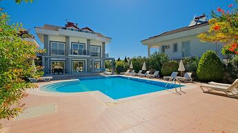 Orka Crystal Villa in Oludeniz