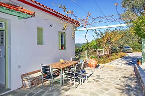 Cherry Cottage in Skopelos