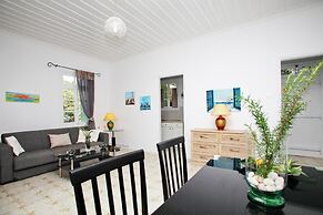 Cherry Cottage in Skopelos