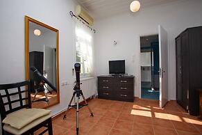 Cherry Cottage in Skopelos