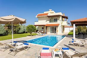 Hermione Villa in Gennadi