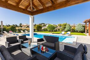 Hermione Villa in Gennadi