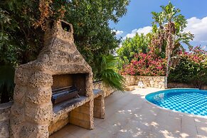 Villa Windmill in Poli Crysochous