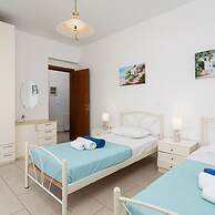 Amphitrite Villa in Gennadi