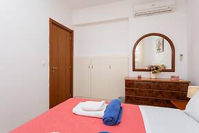 Amphitrite Villa in Gennadi