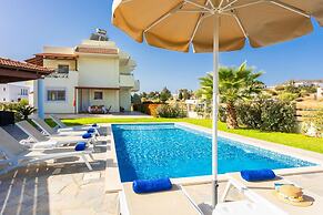 Amphitrite Villa in Gennadi