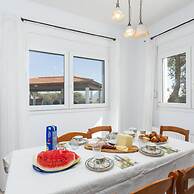 Amphitrite Villa in Gennadi