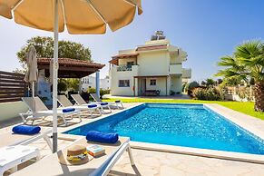 Amphitrite Villa in Gennadi