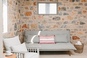 Villa Dioni Tria in Ditiki Mani