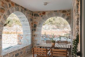 Villa Dioni Tria in Ditiki Mani