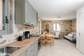 Villa Dioni Tria in Ditiki Mani