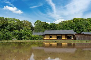 Tsuwabuki-no-Hana