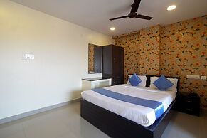 Hotel NS Royal Emirates