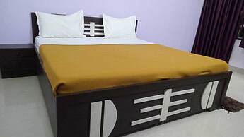 Varuna Palace Homestay