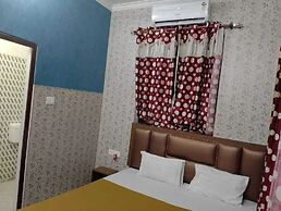 Varuna Palace Homestay