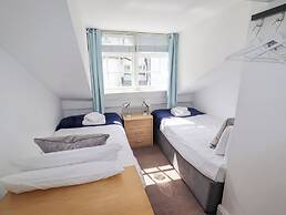 No. 9 On The Riverbank