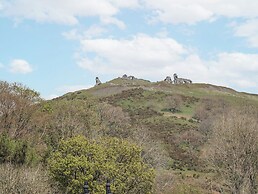 No. 9 On The Riverbank