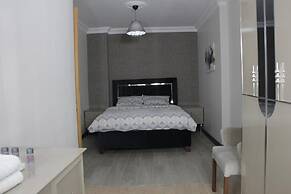 Solo Suites Hotel