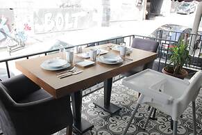 Solo Suites Hotel
