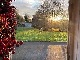 Rostrevor Valley House -mountainside Hot Tub View