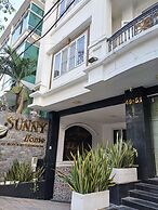 SUNNY HOME