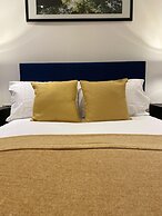 Luxury Spa Apartment in Manchester - Rooftop Swim