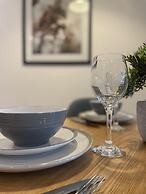 Luxury Spa Apartment in Manchester - Rooftop Swim