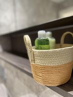 Luxury Spa Apartment in Manchester - Rooftop Swim