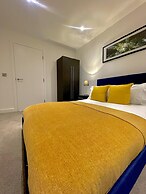 Luxury Spa Apartment in Manchester - Rooftop Swim