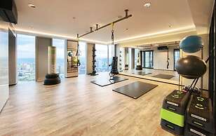 Luxury Spa Apartment in Manchester - Rooftop Swim